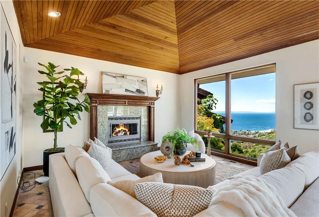 Additional image 2 of 1992 San Remo Dr, Laguna Beach, CA 92651