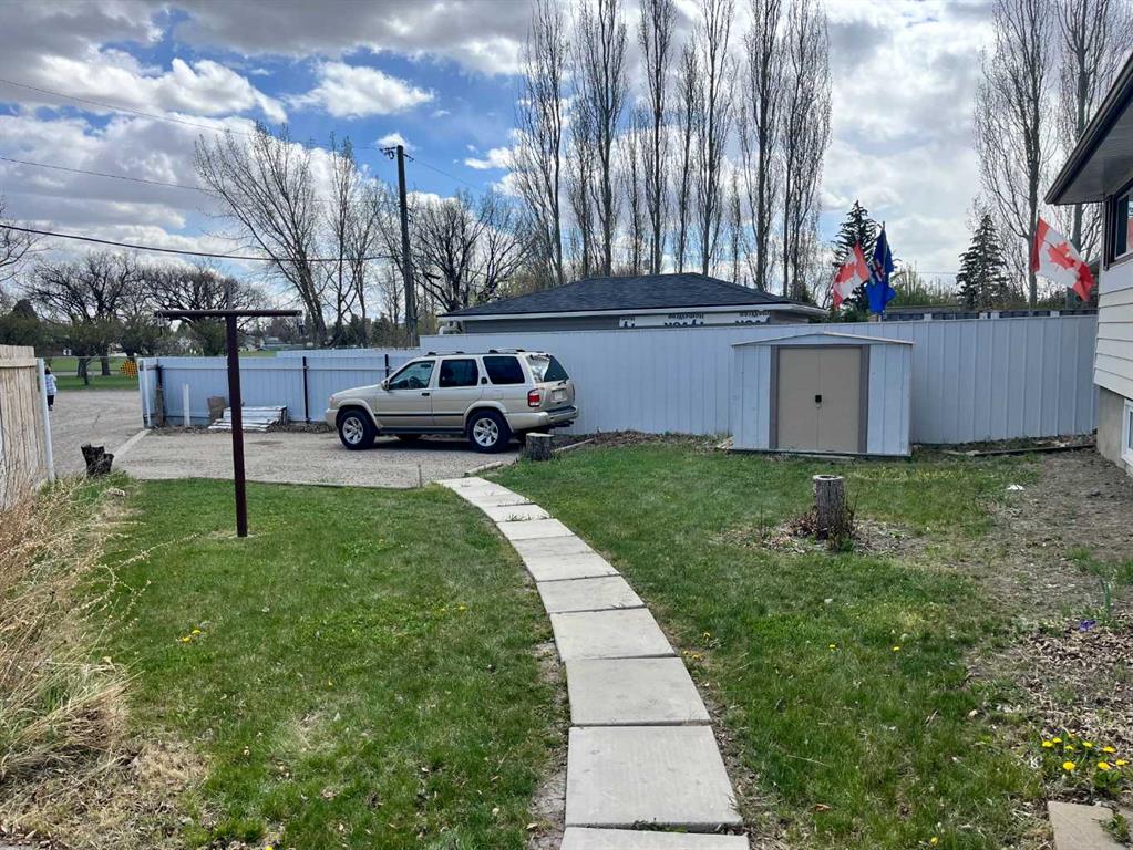 Additional image 5 of 845 Stafford Drive N, Lethbridge, AB, T1H 2B7