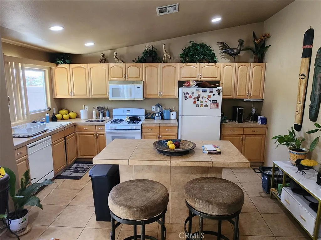 Additional image 3 of 31120 Avenida La Gaviota, Cathedral City, CA 92234