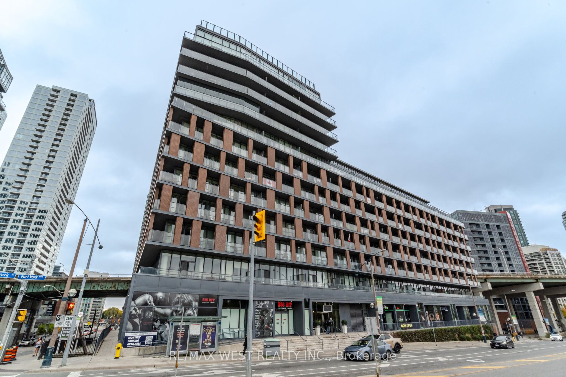 715-169 Fort York Boulevard, Toronto, ON, M5V 0C8