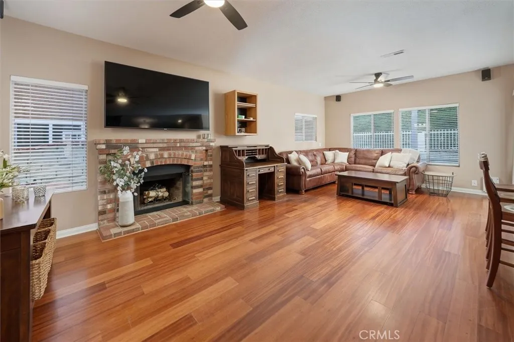 Additional image 59 of 28523 Red Cedar Pl, Saugus, CA 91390