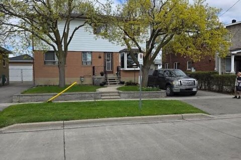 Additional image 2 of 32 Sunset Boulevard, Brampton, ON, L6Y 5G3