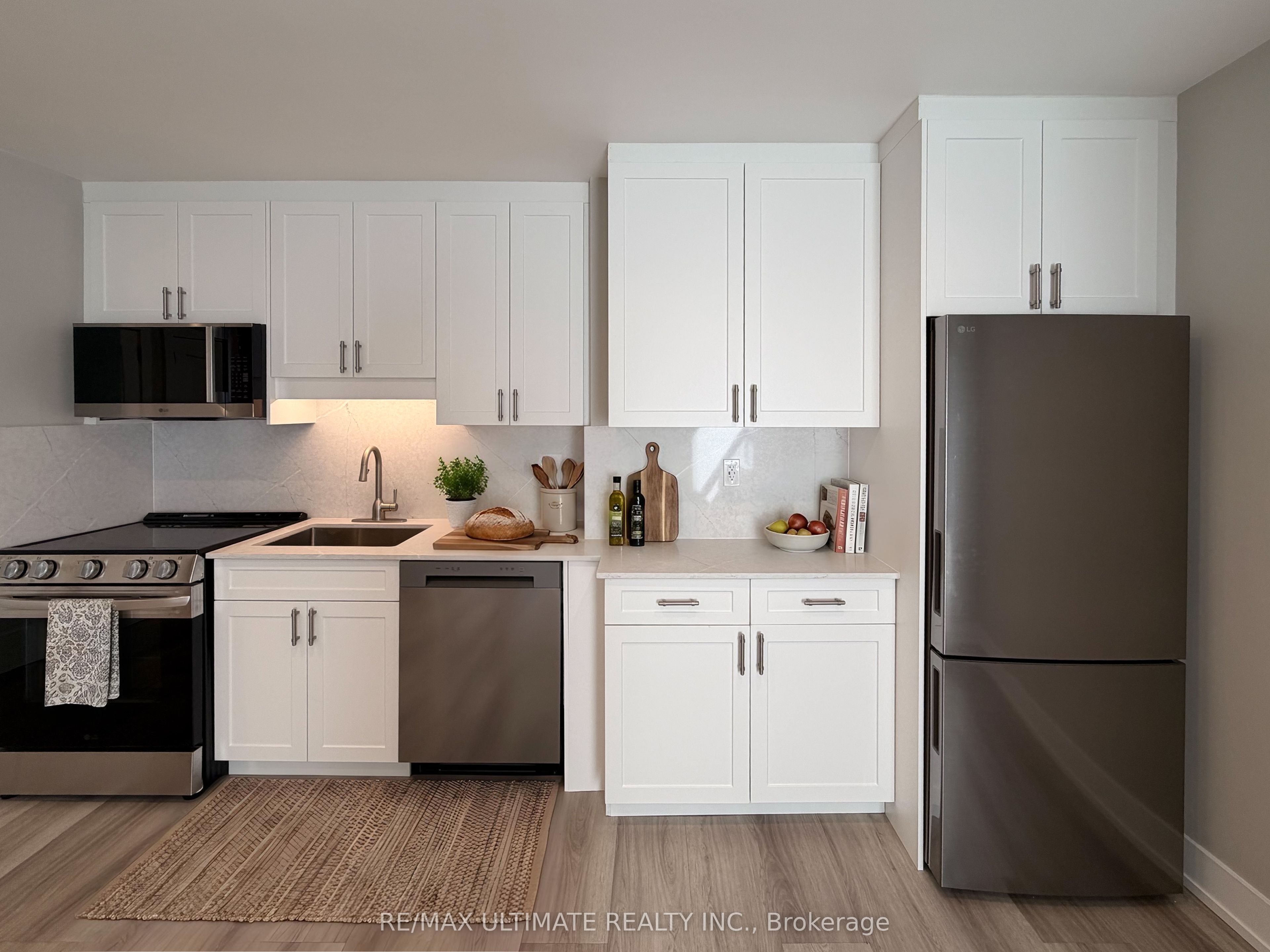 Additional image 2 of 303-699 Balliol Street, Toronto, ON, M4S 1E6