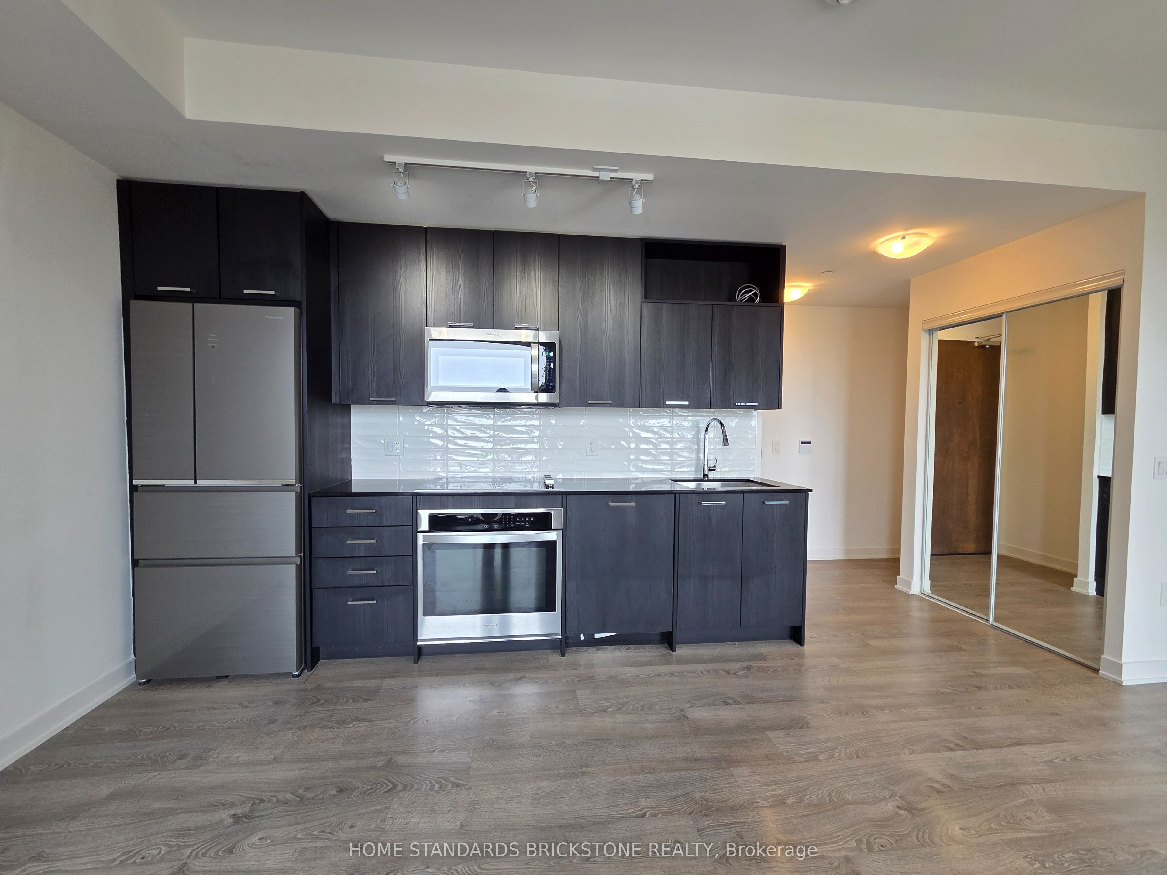 Additional image 4 of 608-120 Eagle Rock Way, Vaughan, ON, L6A 5C2