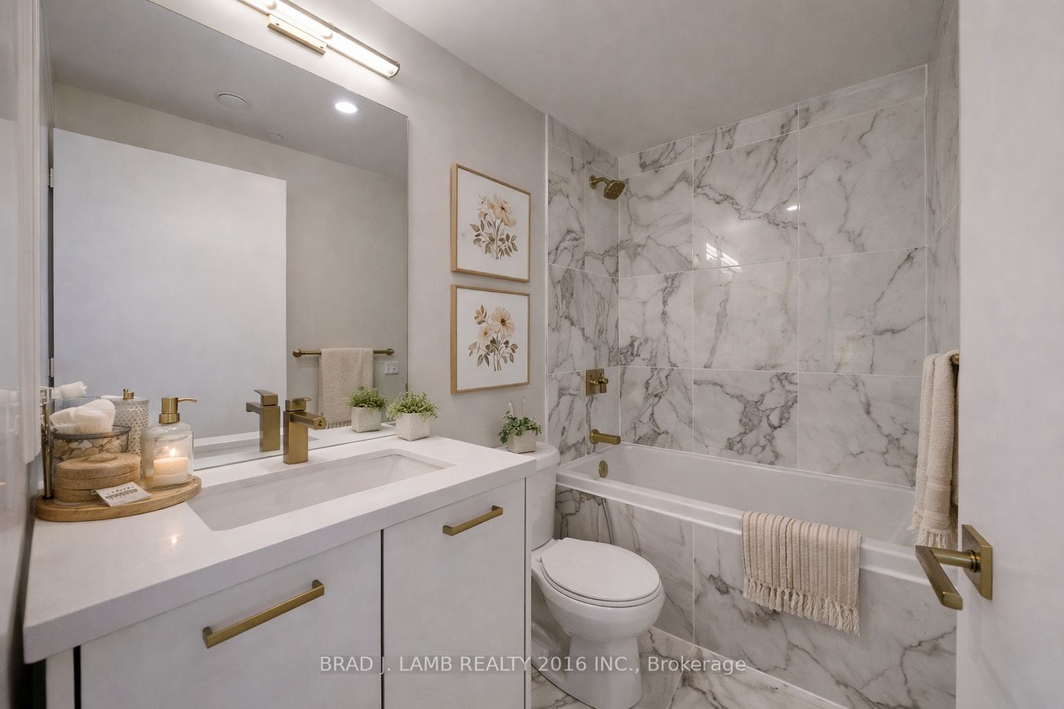 Additional image 3 of 2403-284 King Street E, Toronto, ON, M5A 1K4