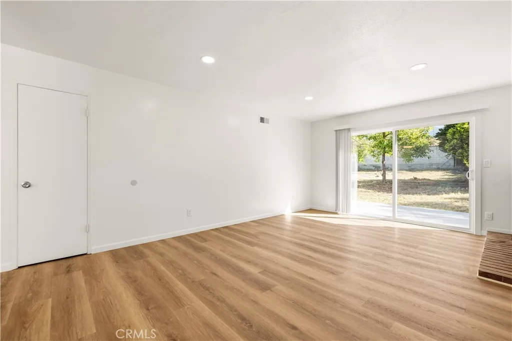 Additional image 15 of 12948 Phillippi Avenue, Sylmar, CA 91342