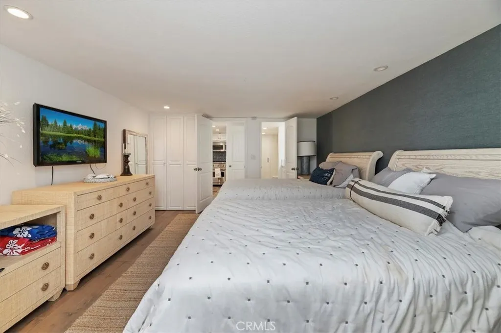 Additional image 74 of 58 Beach Dr, Newport Beach, CA 92663