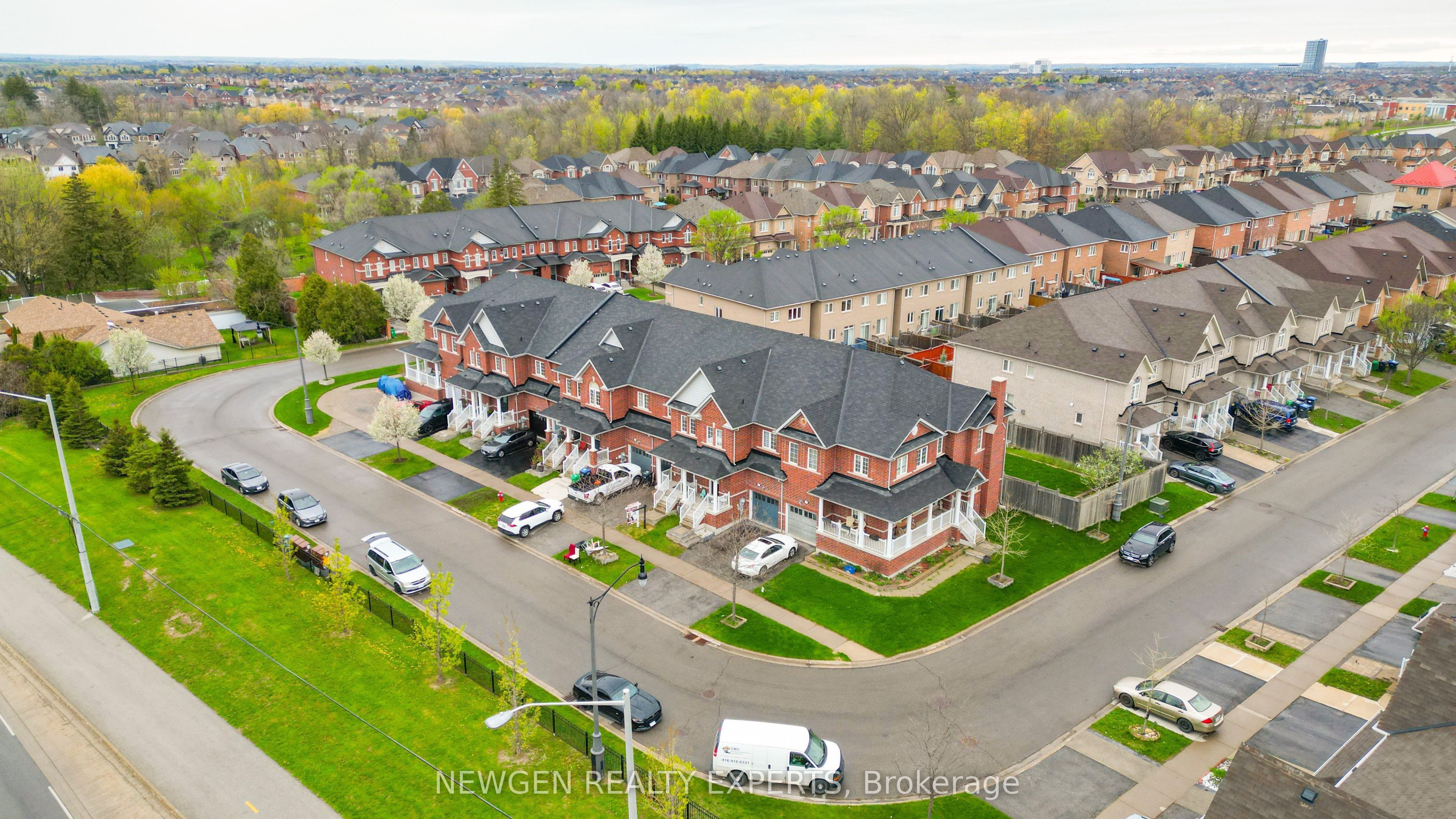 55 Teal Crest Circle, Brampton, ON, L4N 8W1 photo 3