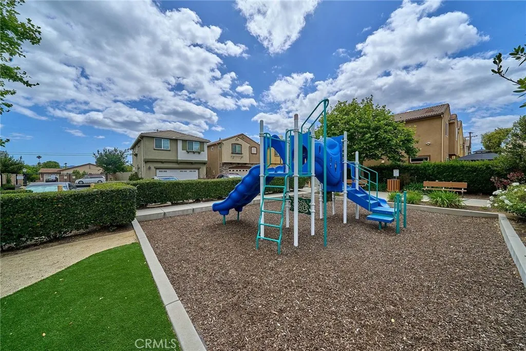 Additional image 3 of 21125 Ingomar Court, Canoga Park, CA 91304