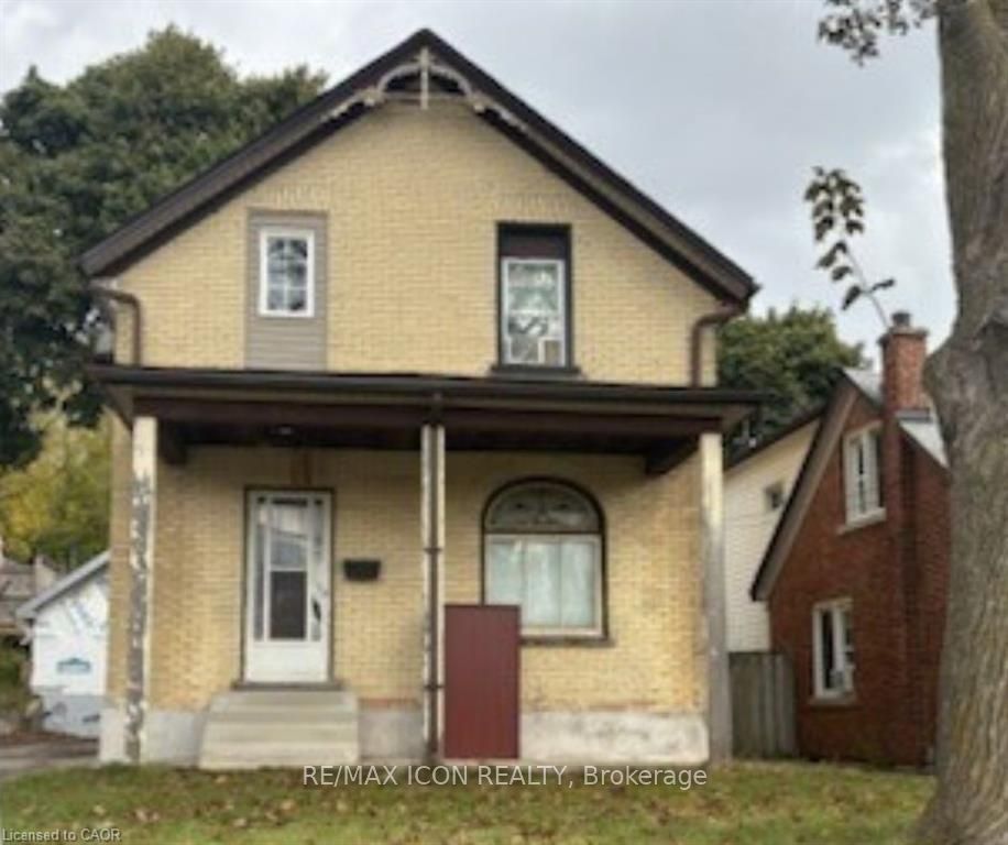138 Courtland Avenue E, Kitchener, ON, N2G 2V1