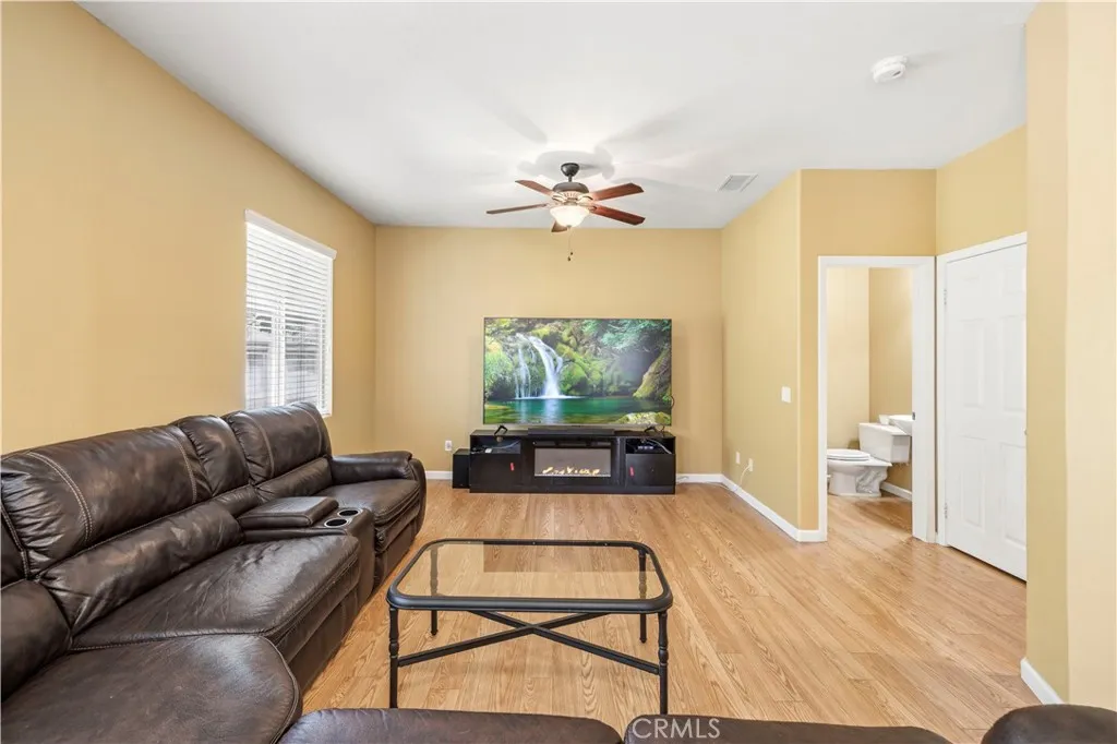 Additional image 70 of 28637 Placerview Trail, Saugus, CA 91390