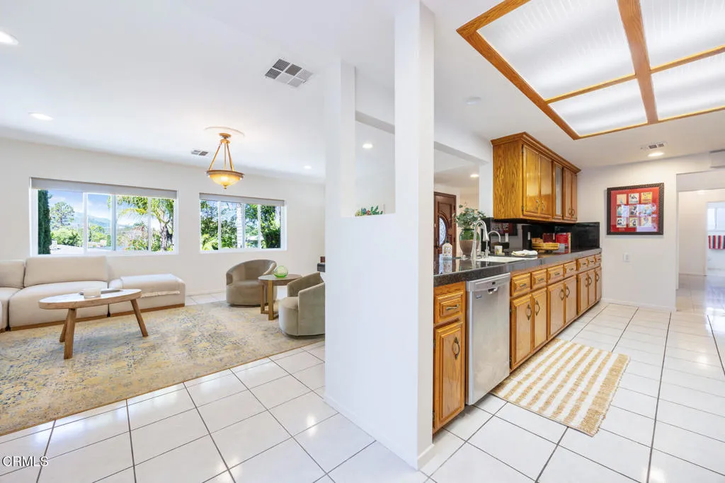 Additional image 51 of 4906 Vicwood Avenue, La Crescenta, CA 91214