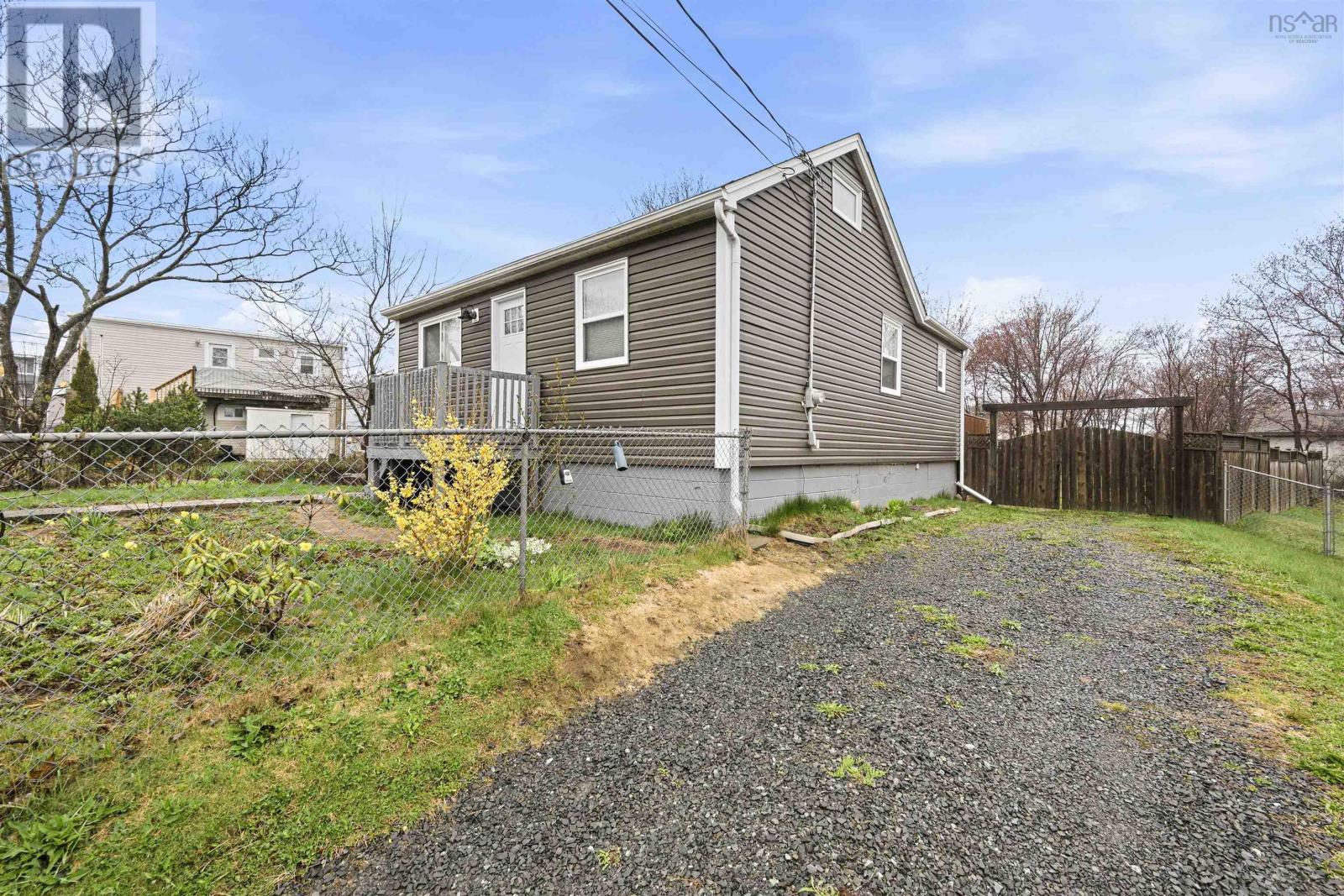 Additional image 3 of 6-6 Sylvia Avenue, Halifax, NS, B3R1J8