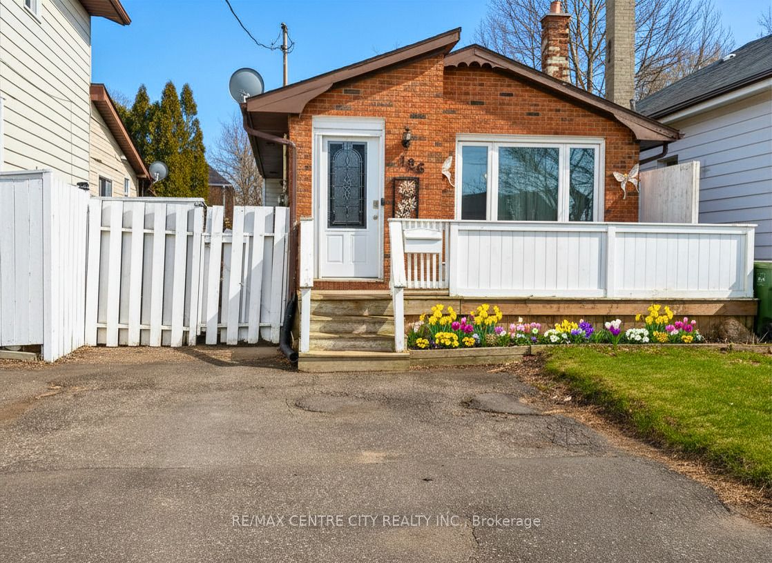 186 Centre Street, St. Thomas, ON, N5R 3A4