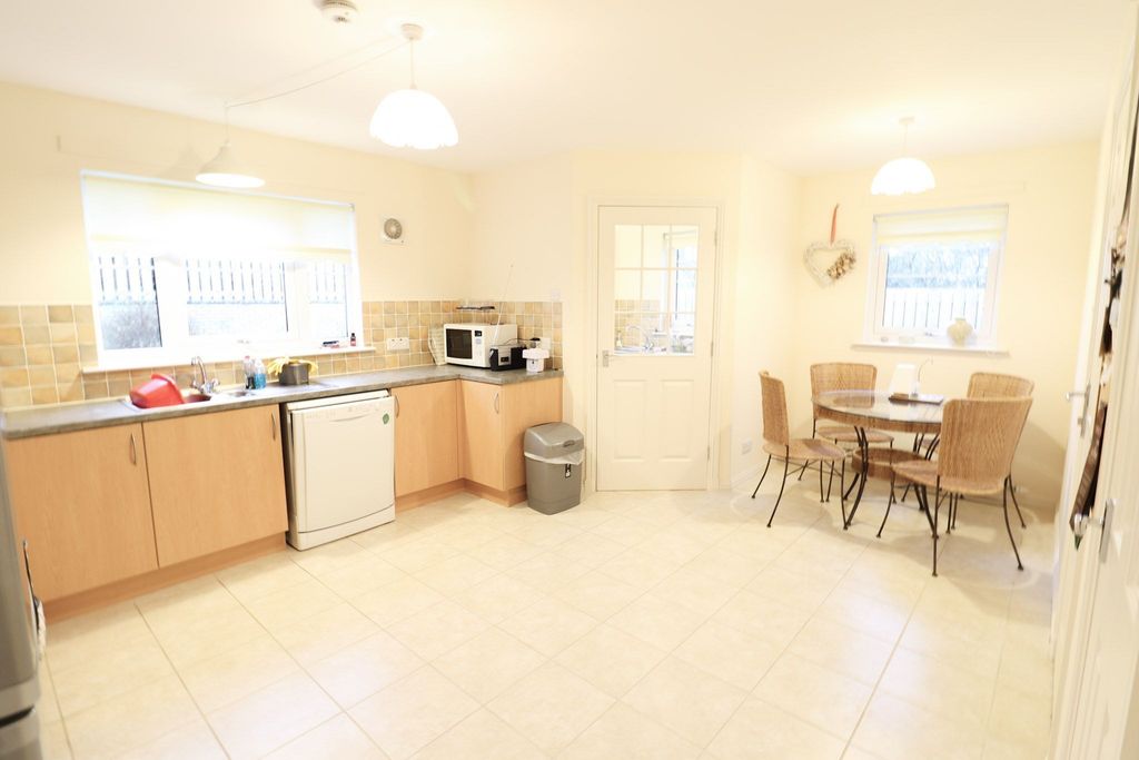 Additional image 8 of 4 bed detached house for sale19 Ardcoil Avenue, Castle Douglas DG7