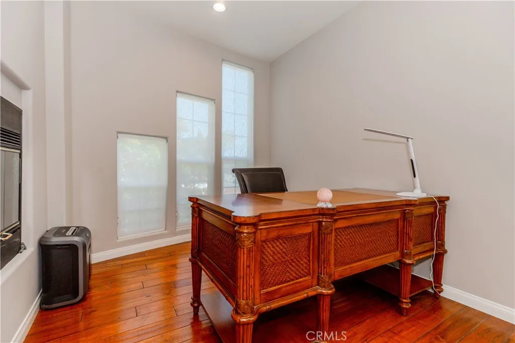 Additional image 84 of 10929 Landale St Unit 4, Toluca Lake, CA 91602