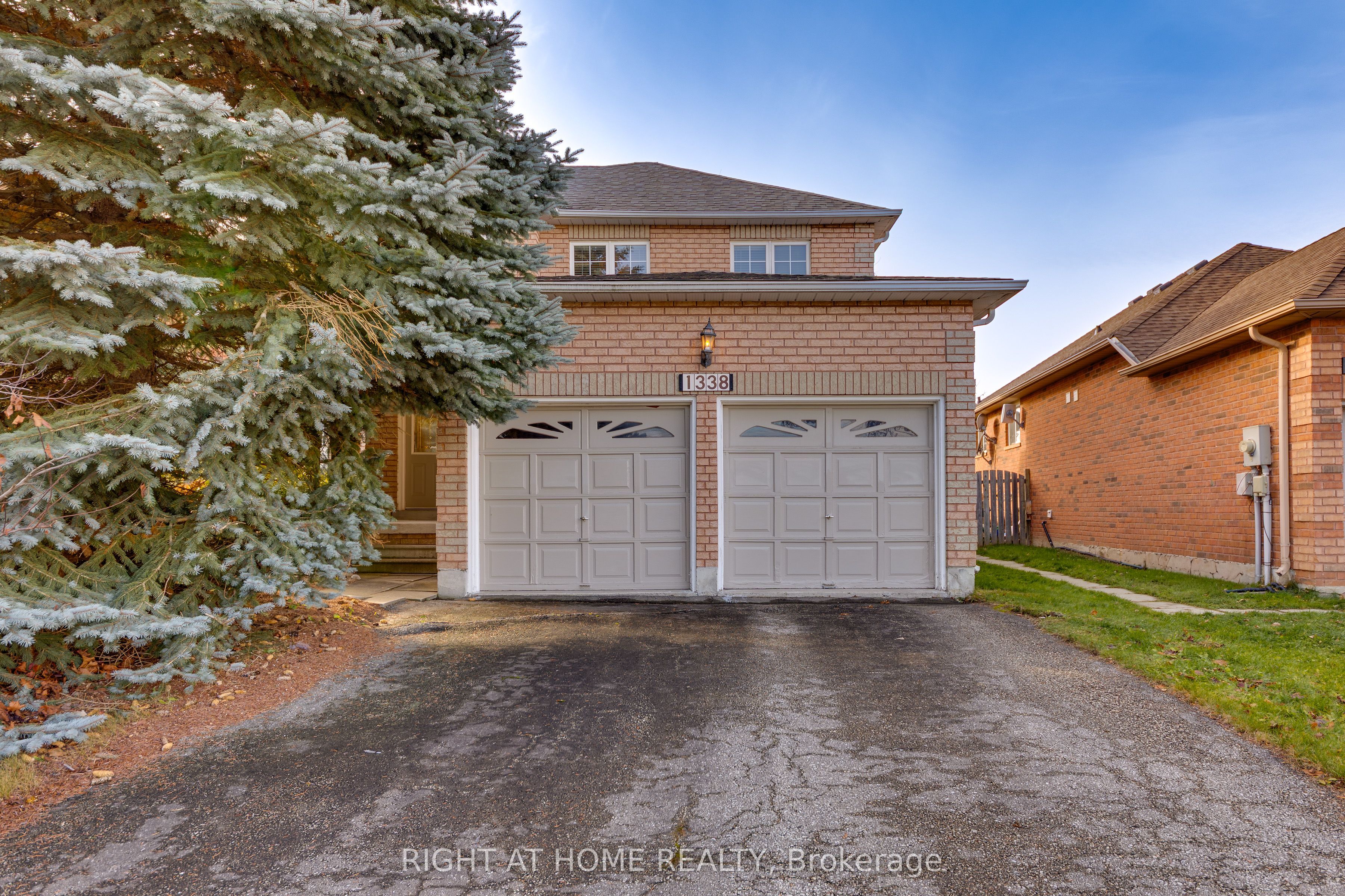 1338 Vincent Crescent, Innisfil, ON, L9S 1Z8