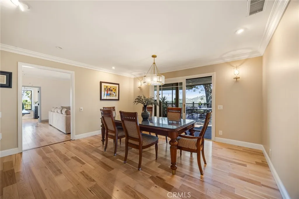 Additional image 14 of 3854 Hampstead Rd, La Canada Flintridge, CA 91011