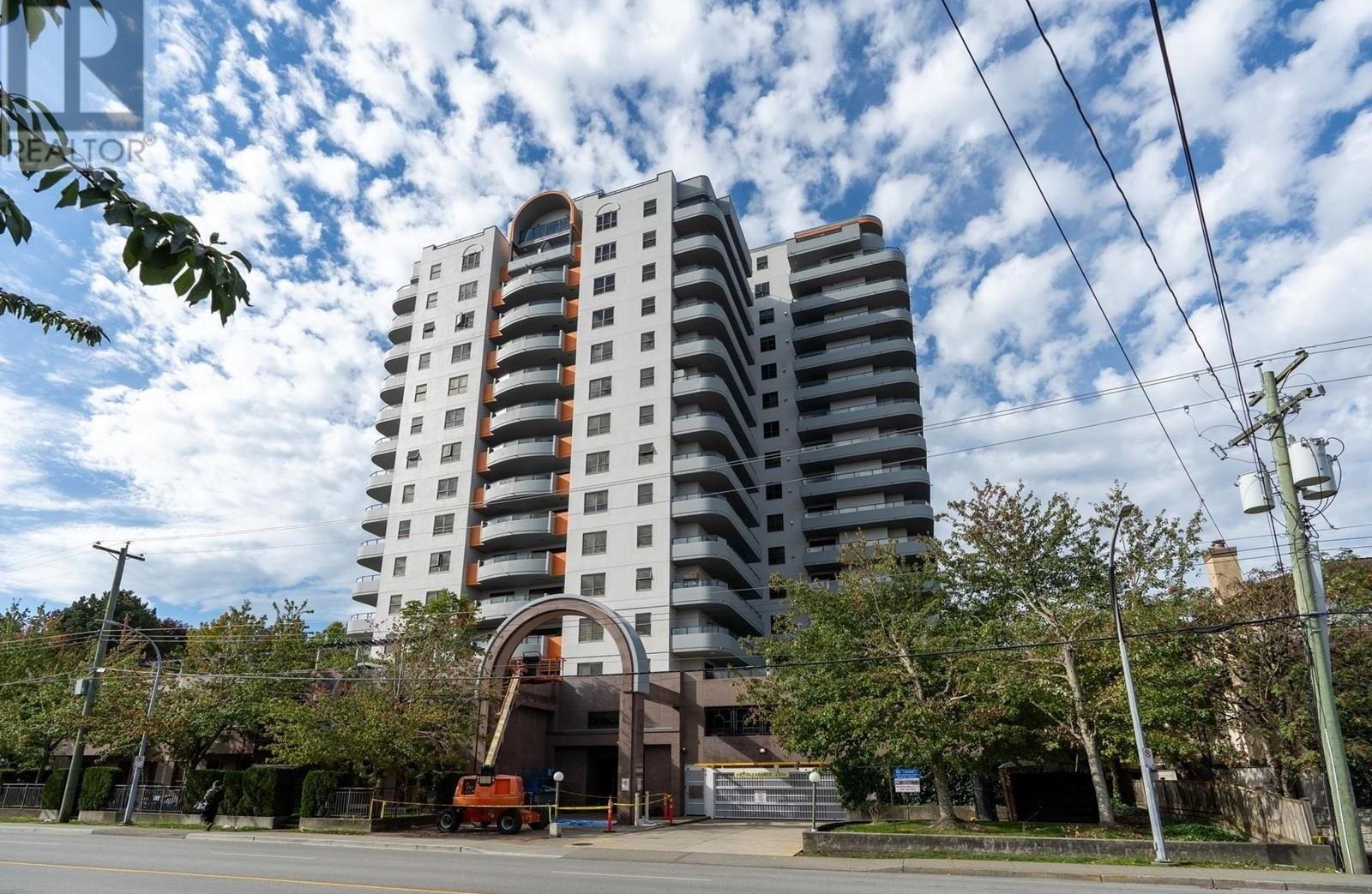 60*-6611 Cooney Road, Richmond, BC, V6Y 4C5