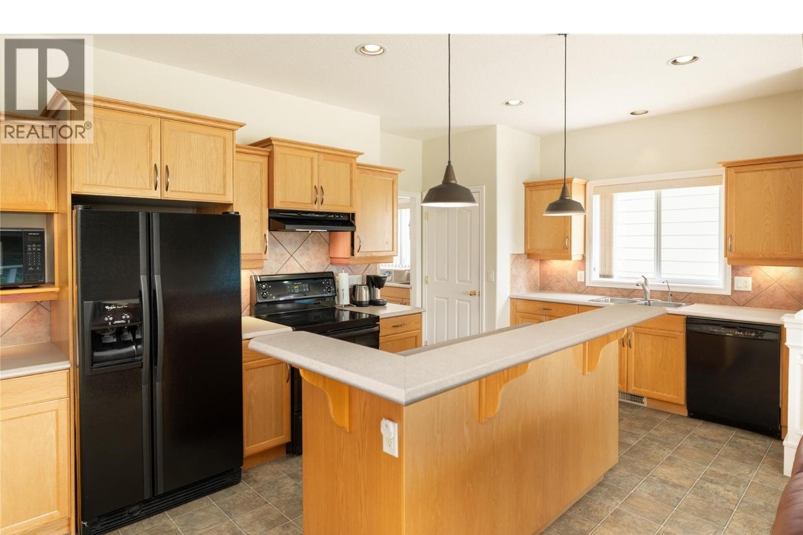 Additional image 8 of 377 Mccarren Avenue, Kelowna, BC, V1W4W3