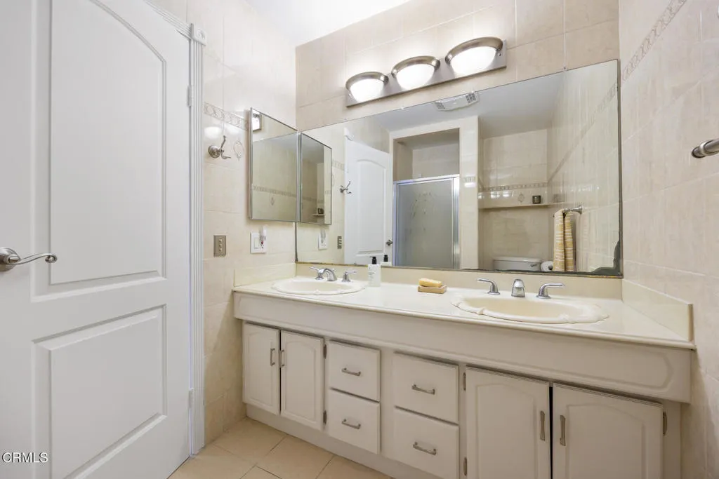 Additional image 72 of 4906 Vicwood Avenue, La Crescenta, CA 91214