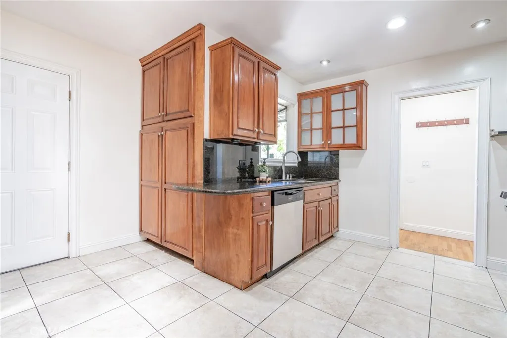 Additional image 21 of 7247 Donna Ave, Reseda, CA 91335