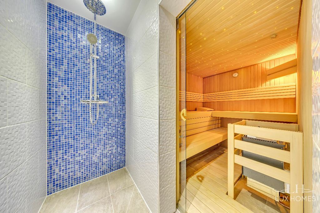 Additional image 44 of 7 bed detached house for saleParkstone Avenue, Emerson Park RM11