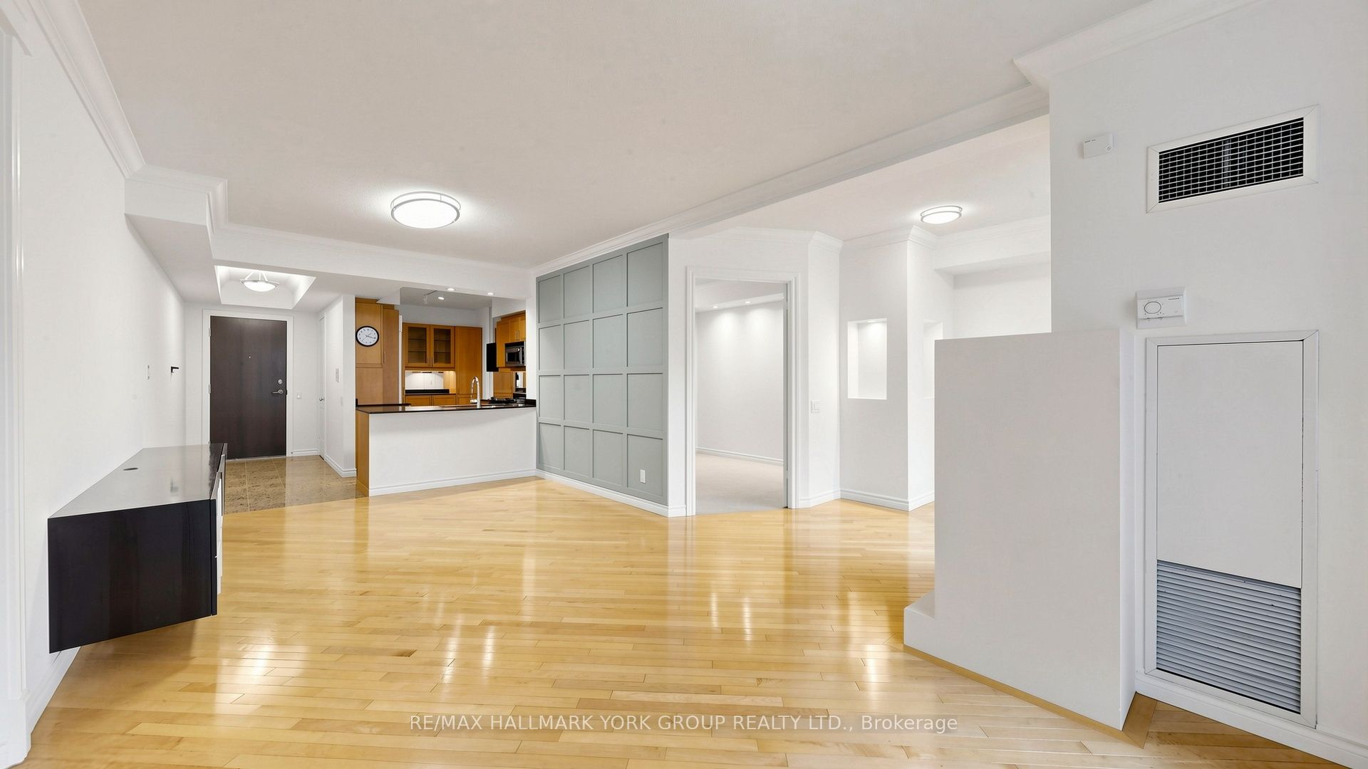 Additional image 5 of 120-18 William Carson Crescent, Toronto, ON, M2P 2H2