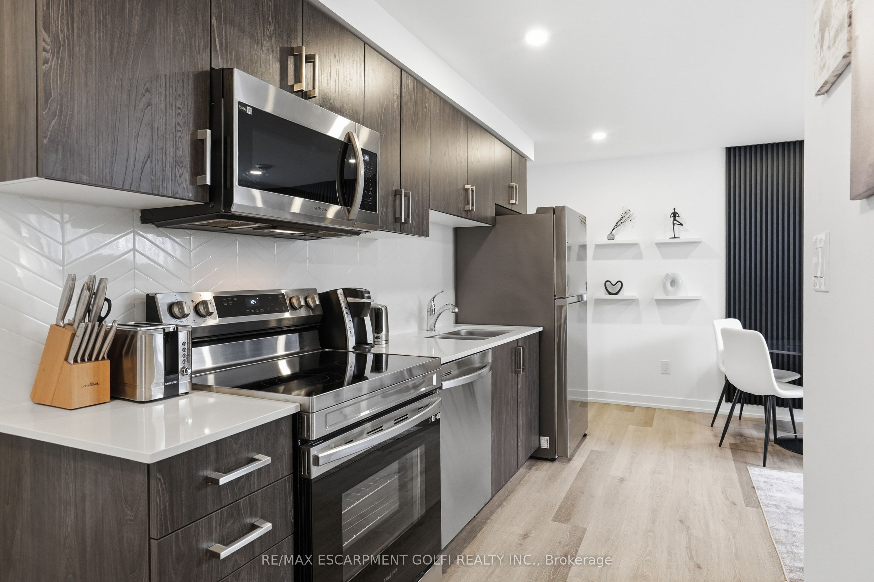 Additional image 4 of 413-4263 Fourth Avenue, Niagara Falls, ON, L2E 0C2