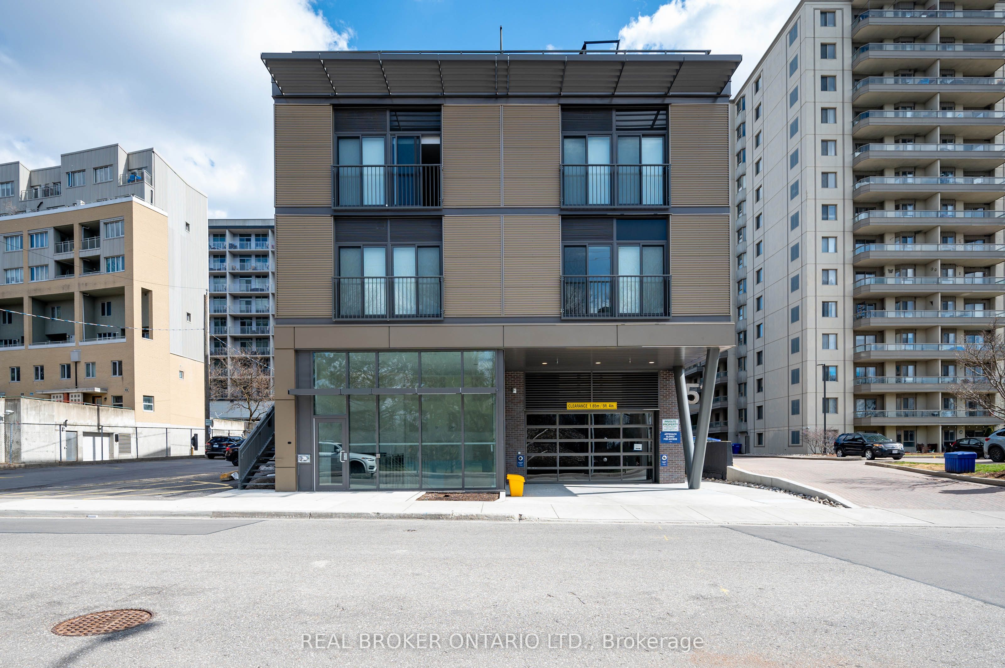 207-51 David Street, Kitchener, ON, N2G 0E8