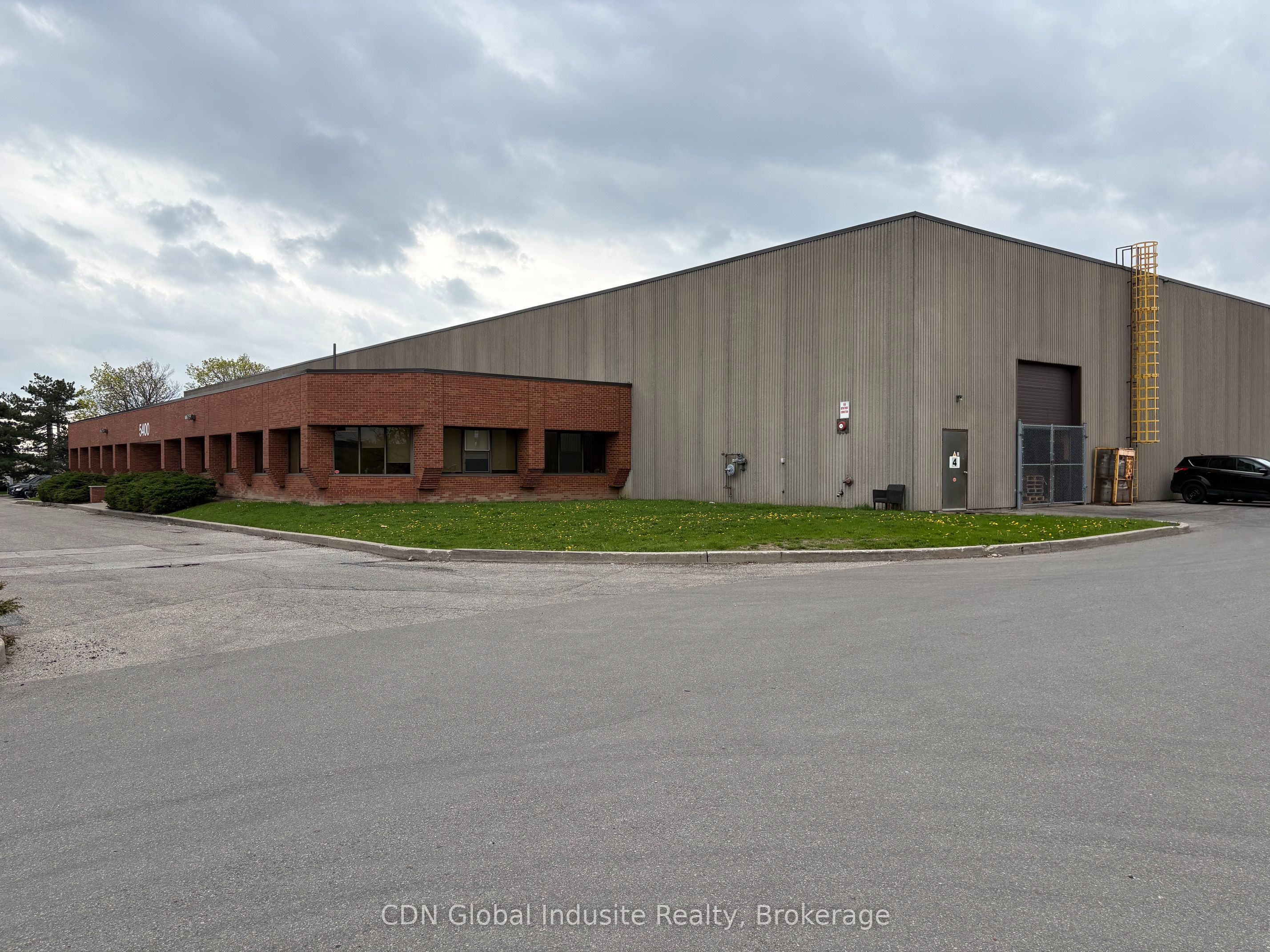 Additional image 2 of 5400 Tomken Road, Mississauga, ON, L4W 1P2