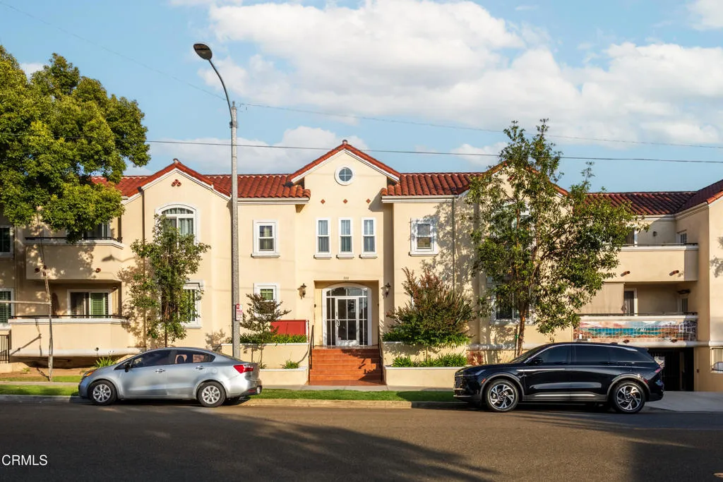 Additional image 44 of 300 E Providencia Avenue Unit 103, Burbank, CA 91502