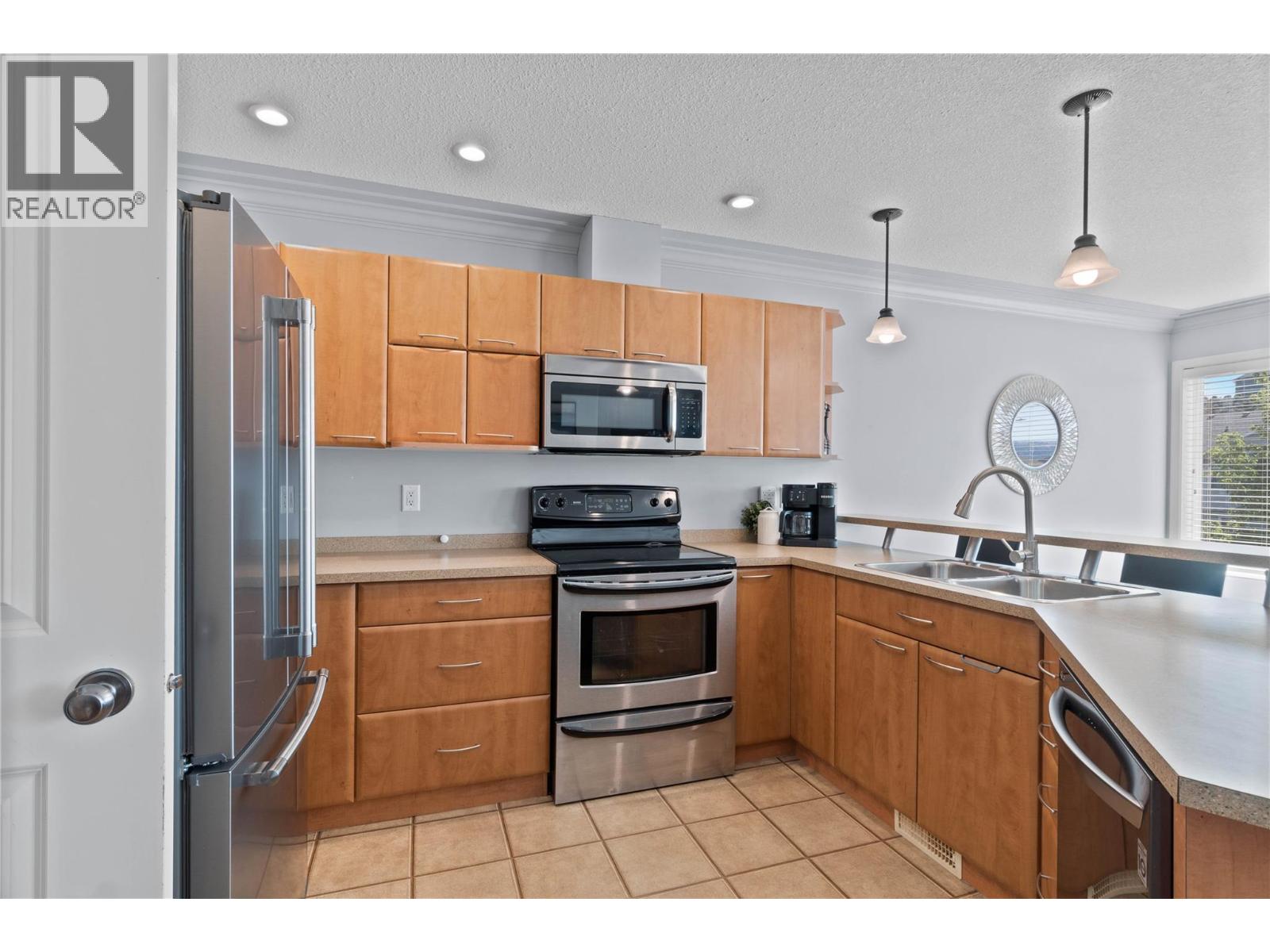 Additional image 5 of 4-1945 Grasslands Boulevard, Kamloops, BC, V2B1V1
