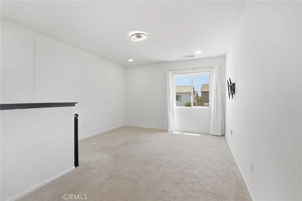 Additional image 12 of 32806 Crown Point Ln, Lake Elsinore, CA 92530