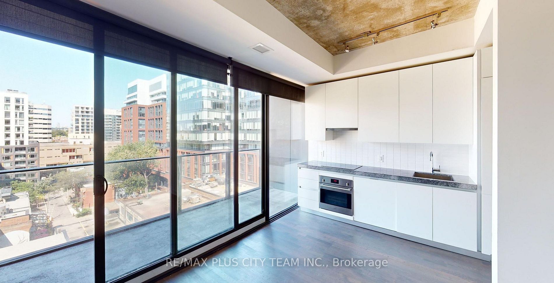 Additional image 3 of 925-629 King Street W, Toronto, ON, M5V 0G9