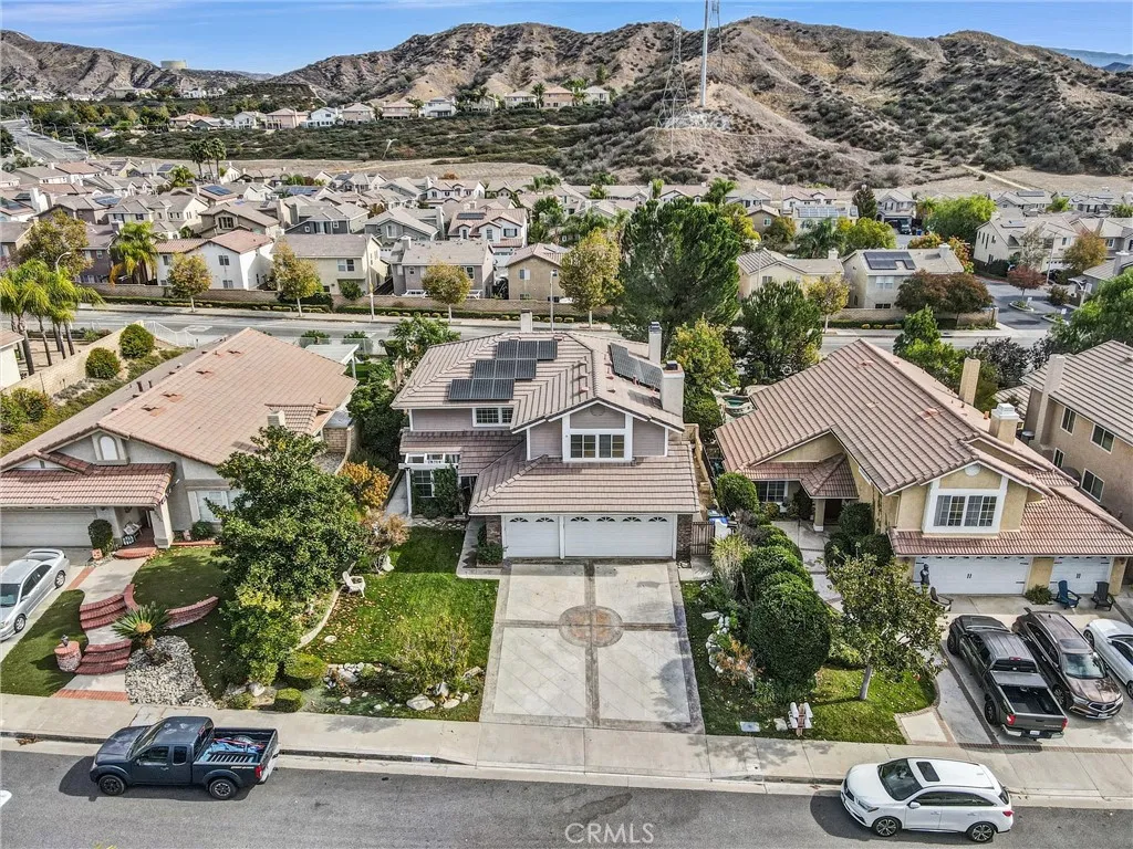 28314 Easton Ln, Saugus, CA 91350