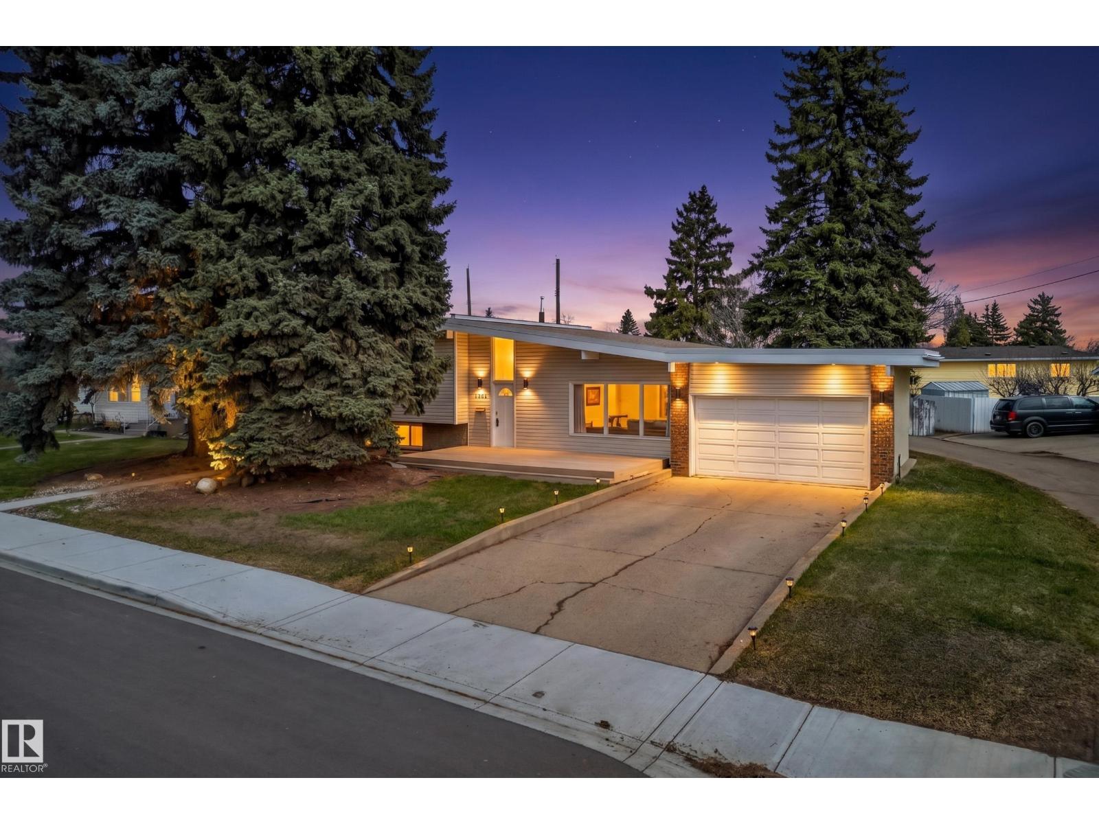 5304 90a Avenue NW, Edmonton, AB, T6B0P8