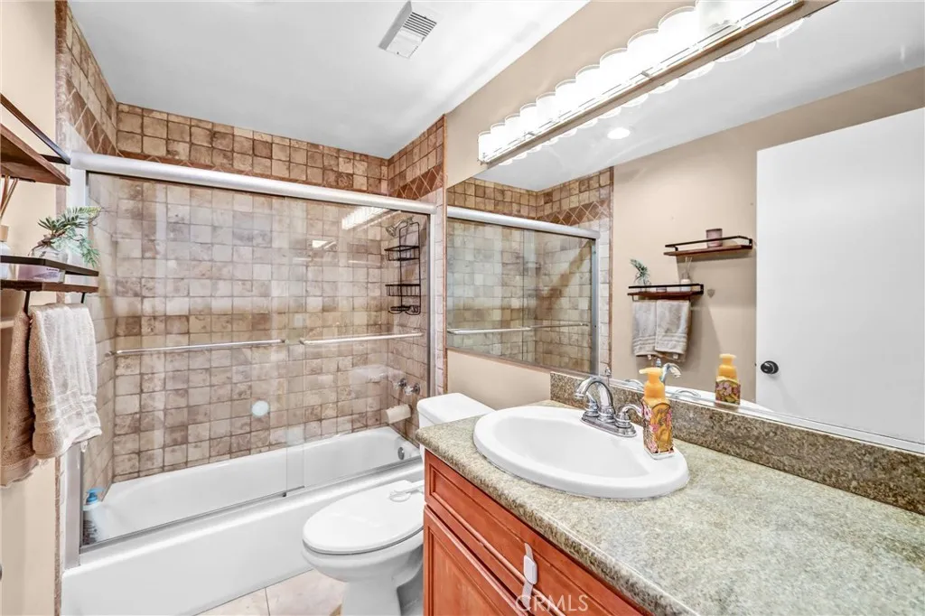 Additional image 14 of 20235 Keswick Street Unit 213, Winnetka, CA 91306