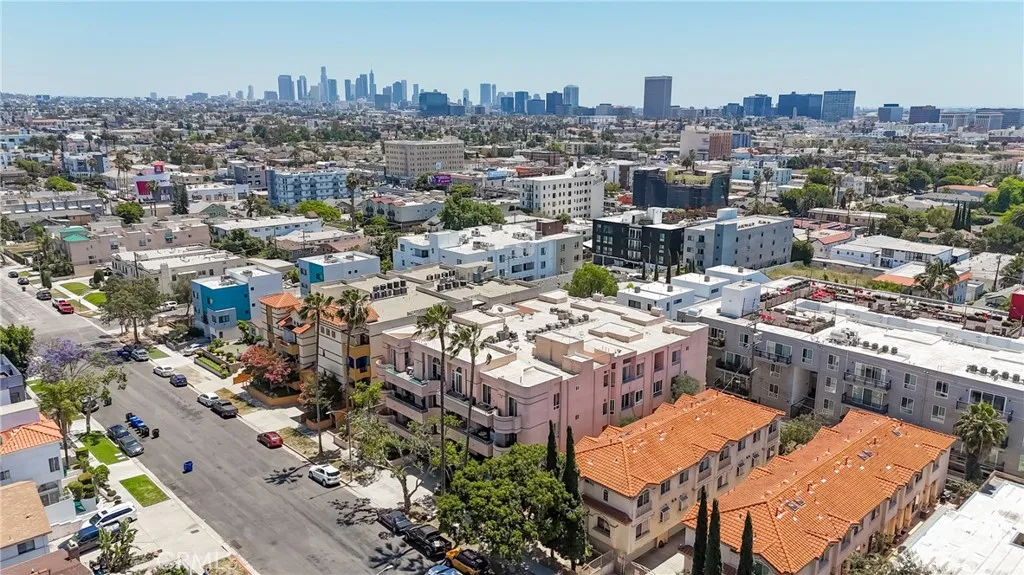 Additional image 68 of 4830 Elmwood Avenue Unit 302, Los Angeles, CA 90004