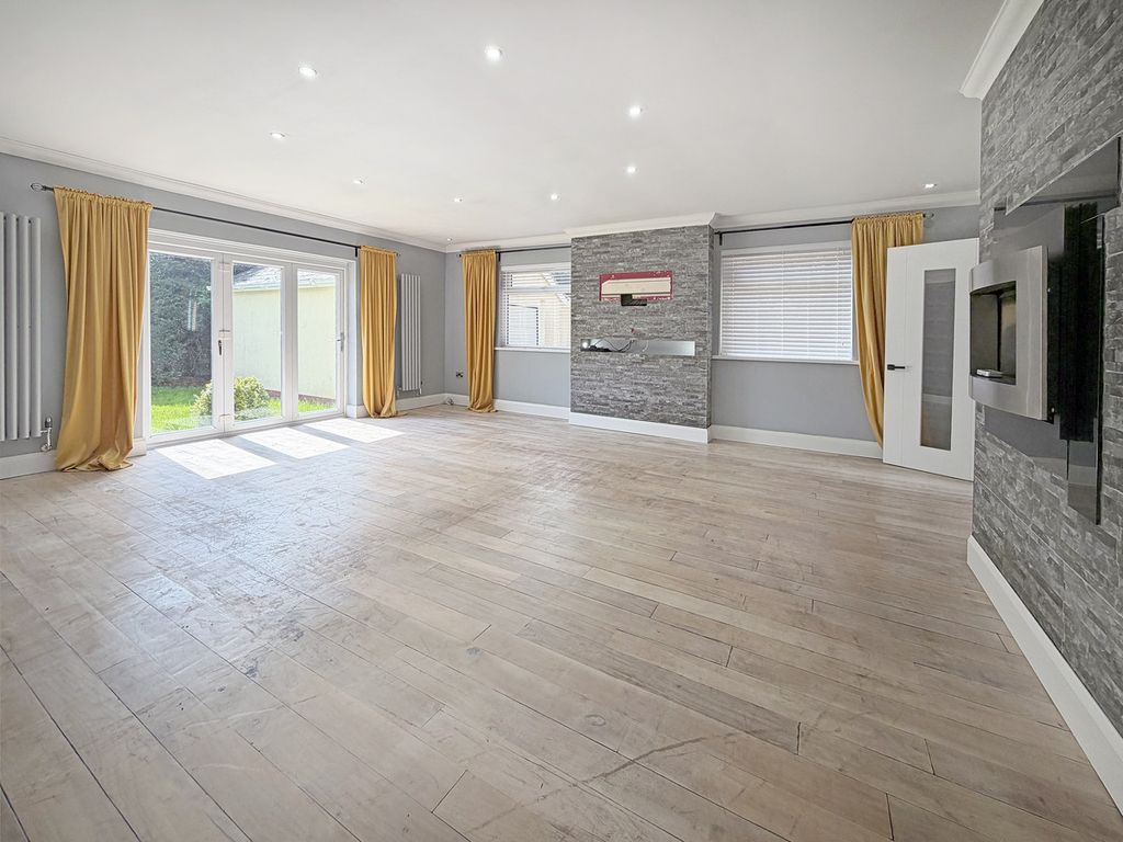 Additional image 4 of 5 bed detached bungalow for salePark Avenue, Hartlepool, 0 TS26