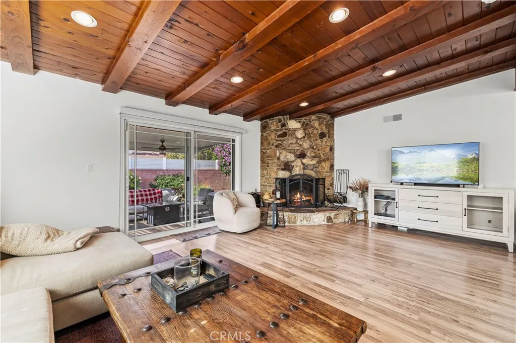 Additional image 65 of 17955 Archwood, Reseda, CA 91335