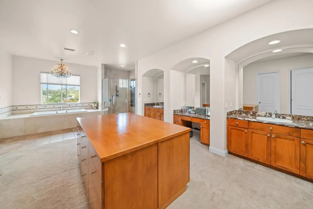 Additional image 53 of 1546 Oak Ave, Carlsbad, CA 92008