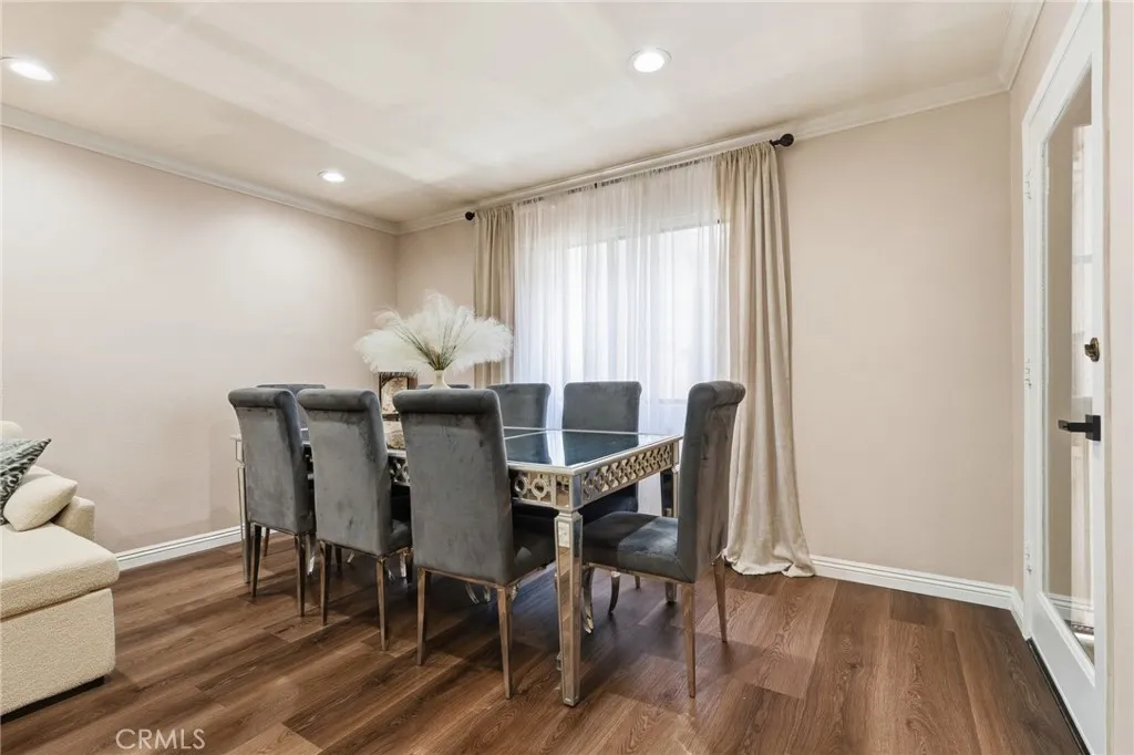 Additional image 9 of 330 Burchett Street Unit 206, Glendale, CA 91203