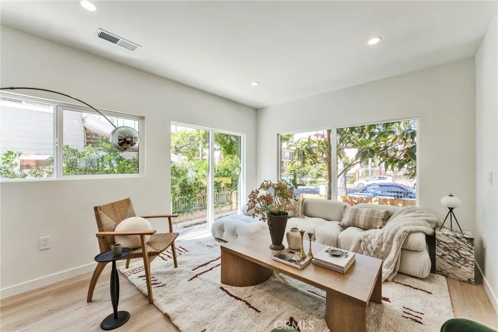 Additional image 7 of 1606 N Kingsley Dr, Los Angeles, CA 90027