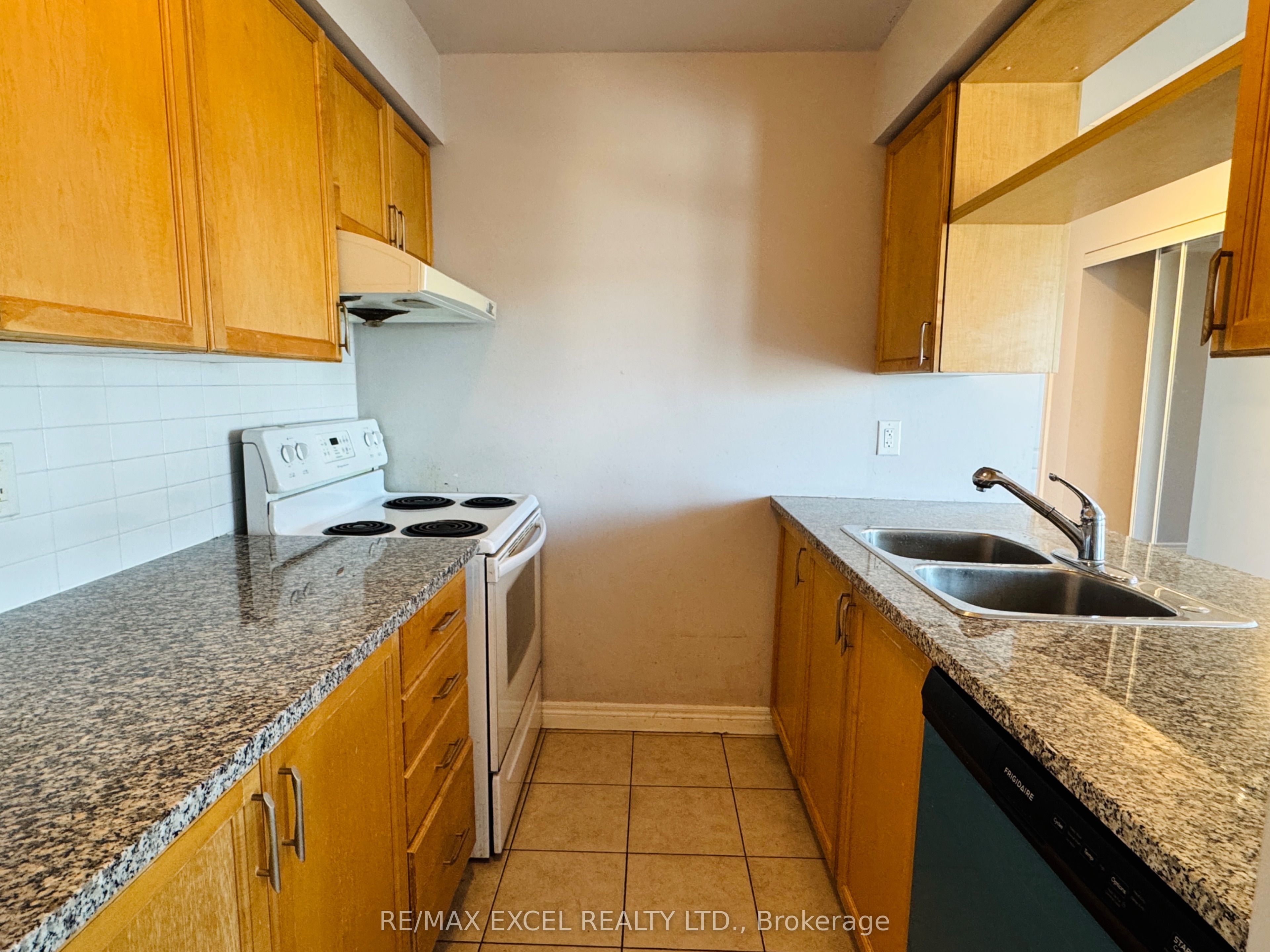 Additional image 5 of 1102-70 Town Centre Court, Toronto, ON, M1P 4Y7