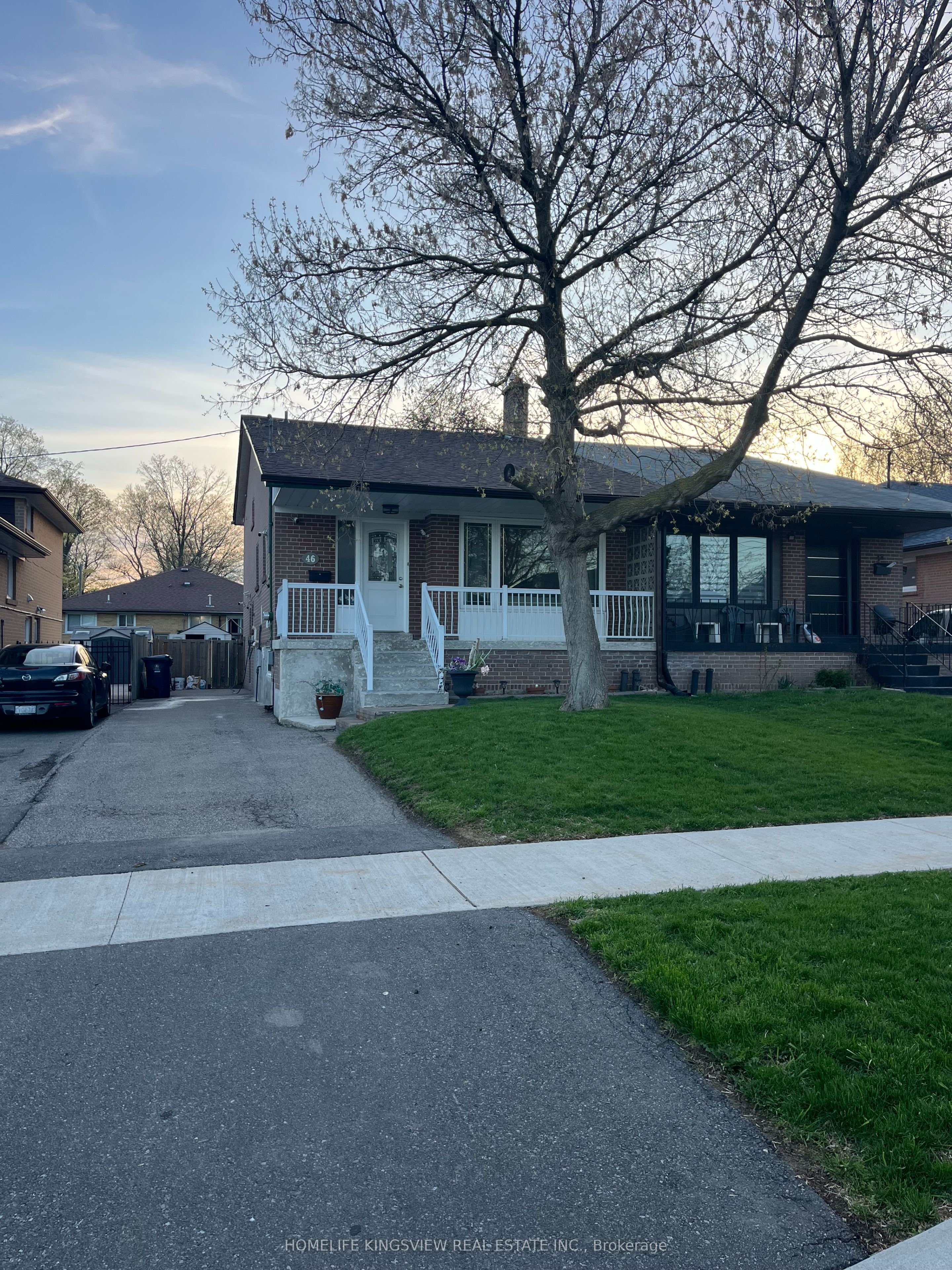 46 Clayhall Crescent, Toronto, ON, M3J 1W6