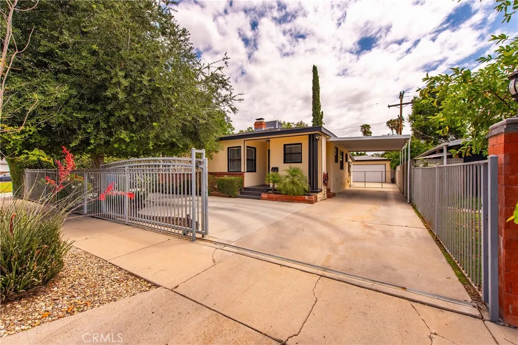 6718 Wynne Ave, Reseda, CA 91335 photo 2