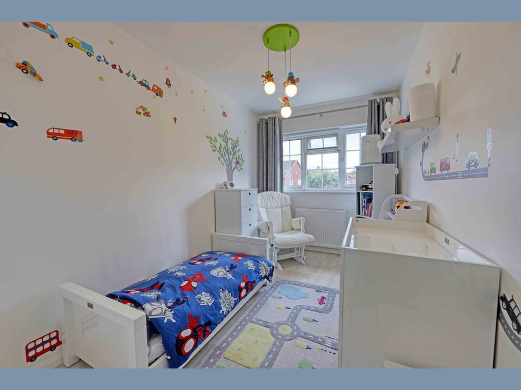 Additional image 16 of 4 bed detached house for saleThames Close, Bourne End SL8