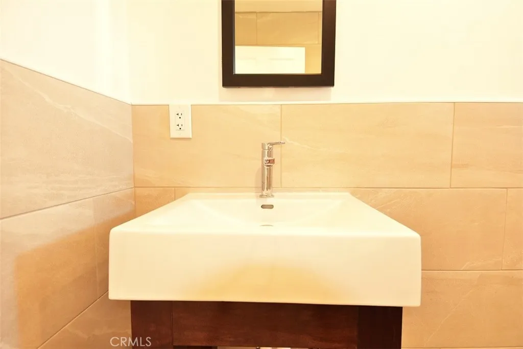 Additional image 16 of 61464 Calle Los Amigos St, Joshua Tree, CA 92252