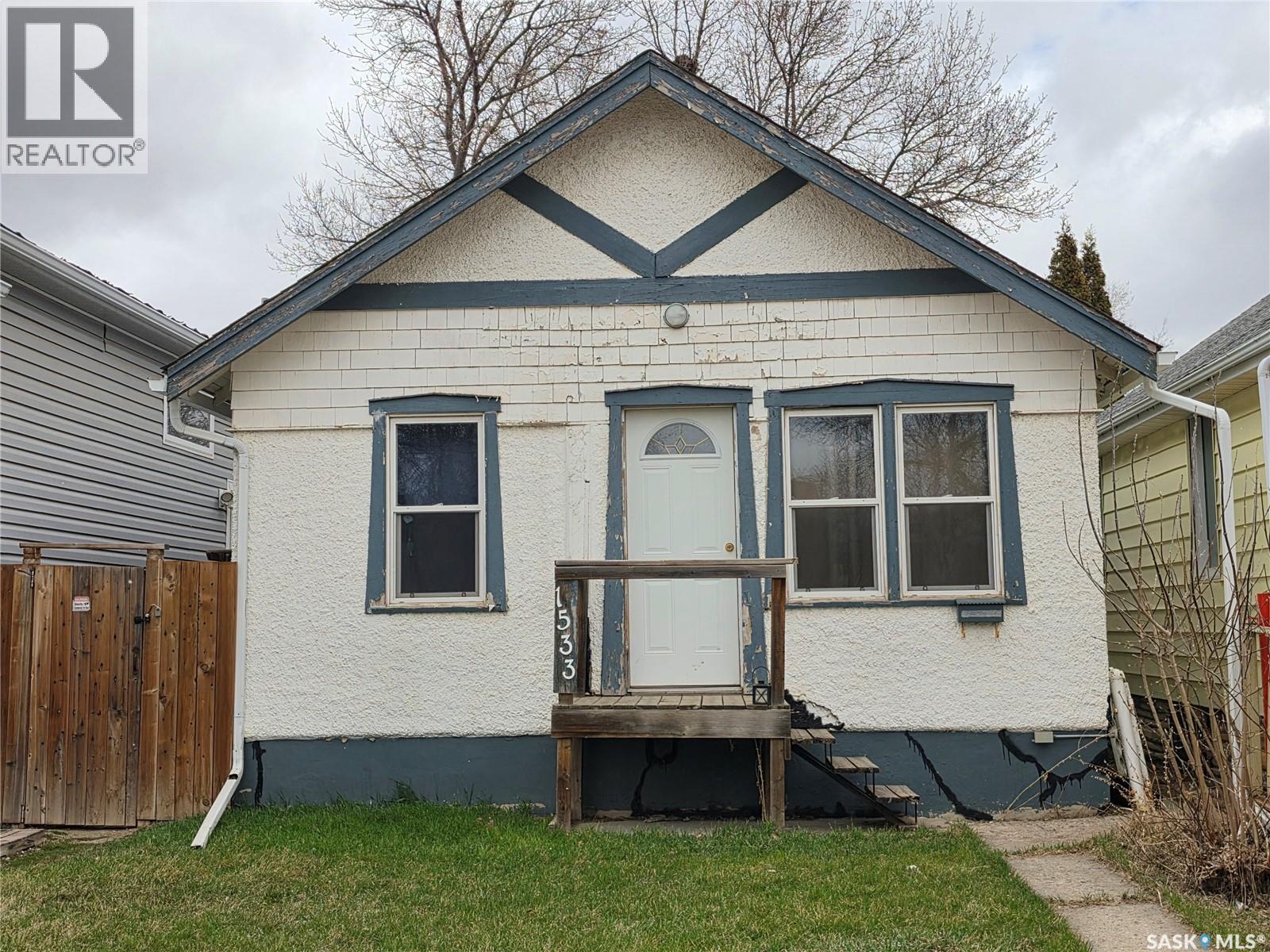 1533 Elphinstone Street, Regina, SK, S4T3M8